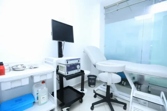 Dr Bain Amine, Chirurgien-urologue andrologue