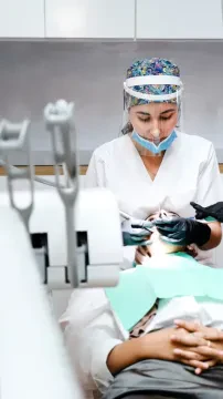 Dr Ghita Tlemsani Benhattal — Chirurgien-dentiste