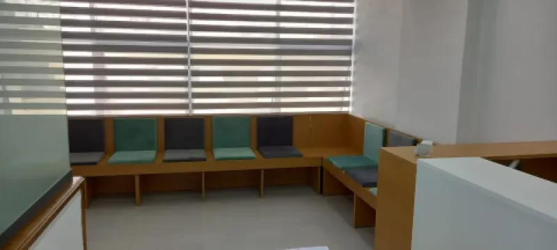 Dr Mohammed Kadiri — Chirurgien orthopédiste