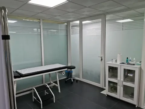 Dr Touileb Younes - Orthopédie et traumatologie