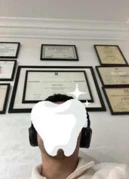 Dr Tarik Ahmed, Chirurgien-dentiste