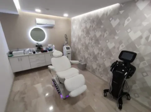 Cabinet de chirurgie Plastique, Réparatrice et Esthétique Dr. Salim El Harrak
