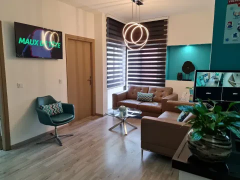 Centre dentaire Dr HELLI Maria (Pedo Dentiste)