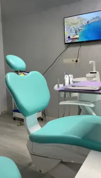 Dentalis - Dr Ghita Bouarich - Dentiste
