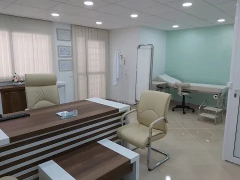 Dr Adrif Imane — Oncologue