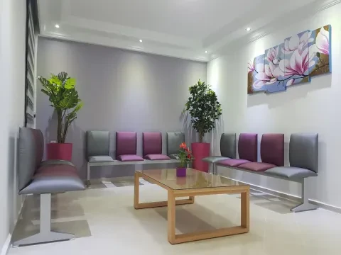 Dr Nadia Berrada — Pneumologue