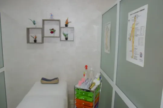 Kinésithérapeute Houda Tbeur