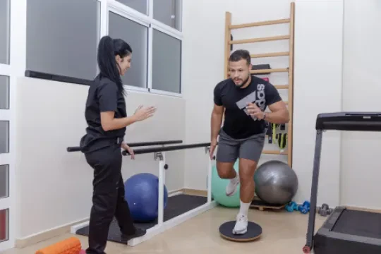 Centre de Kinésithérapie et d'Amincissement Kinesil Oumaima Khiart