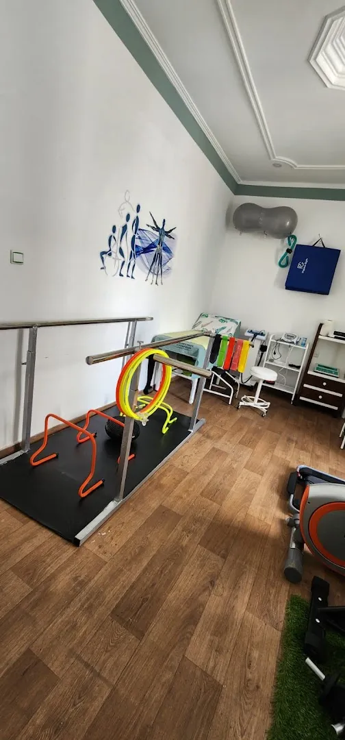 Khadija Amarchiche - Spécialiste en rééducation médicale et physiothérapie