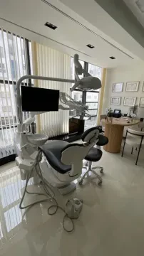 Oracare Centre Dentaire - Dr Yassmine Harif