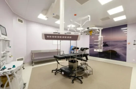 Dr Amine Jirari, Chirurgien cardiaque