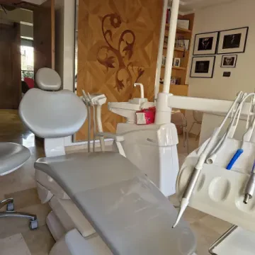 Dr Ahmed Gannoune, Chirurgien maxillo-facial
