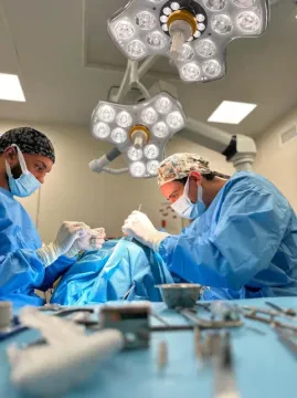 Dr Ismail Essamadi, Chirurgien maxillo-facial