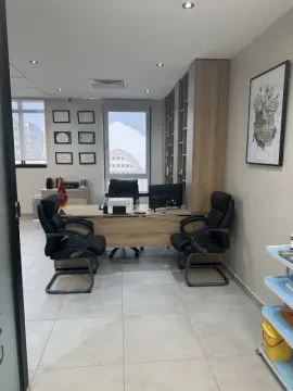 Dr Oualime Amine — Chirurgien maxillo-facial