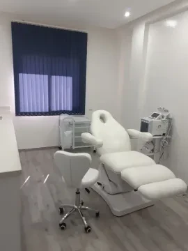 Dr Ben Moussa Soundous - Dermatologue