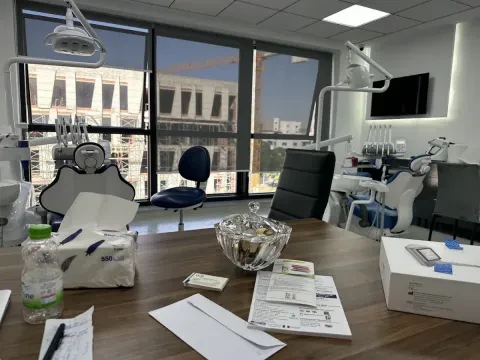 Centre Dentaire Belhaj Dr Belhaj Lakhdar Simohamed