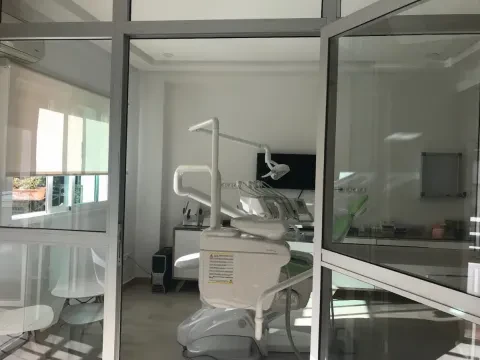 Centre Dentaire - Dr Berrada Fatima-Zahra - Chirurgien dentiste