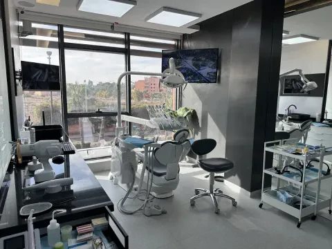 Centre dentaire BioSmile - Dr Reda El Jahiri