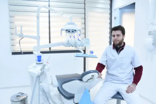 مركز الدكتور أحمد عراقي لطب الأسنان
