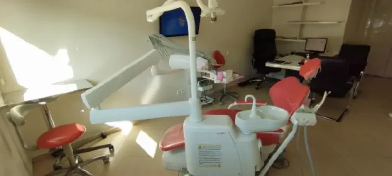 Centre Dentaire Agdal Smile Rabat - Professeur Berrada Fathi Idriss