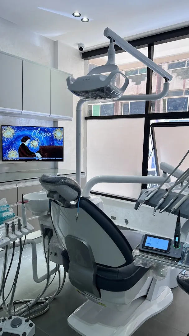 Centre Dentaire Aura Smile - Dr Hamza Elhaouate