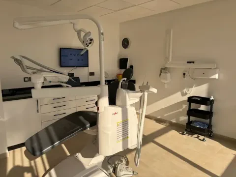 Centre dentaire El Alami - Dr Yousra El Alami