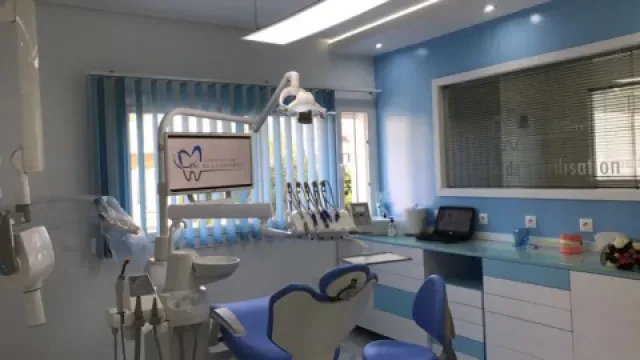 Dr Ali Laamarti, Chirurgien-dentiste