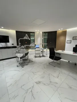 Lakjaa Dental Center - Dr Marouane Lakjaa