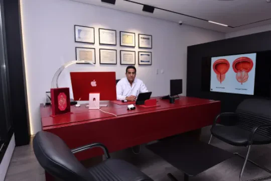 Dr Khalid Saadallah - Urologue et Chirurgien Urologue