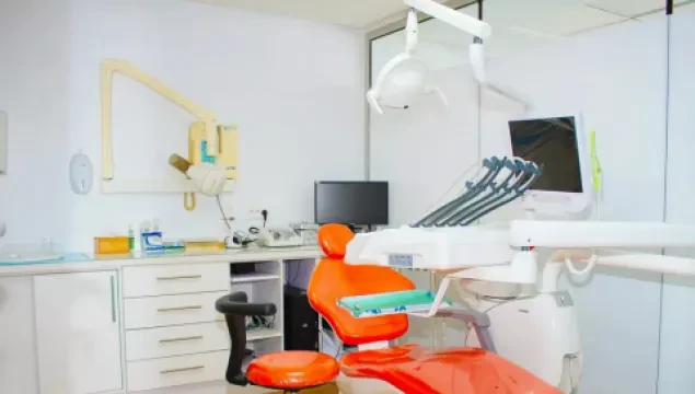 Dr Hassan Benkirane — Dentiste