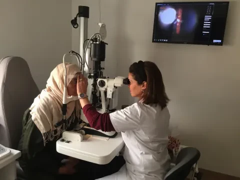 Dr Mina Laghmari - Ophtalmologue