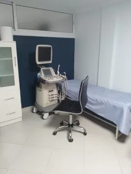 Dr. Houda El Mejdki — Centre de radiologie