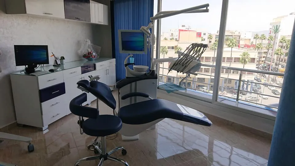 عيادة الدكتور ياسر هواري لطب الأسنان