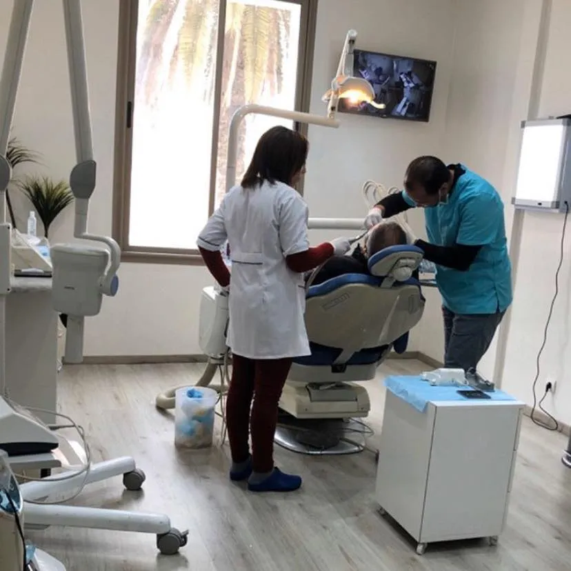 Dr Belmahjoub Mouad - Dentiste