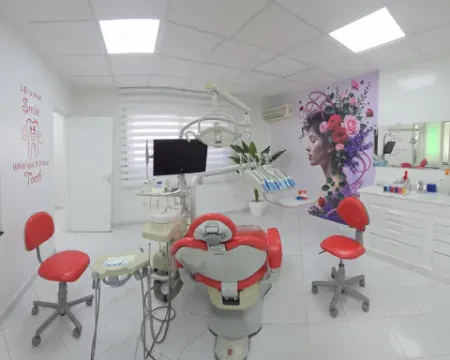 Dr Asmaa Benmessaoud