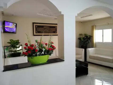 Dr Ali Choukri, Chirurgien-dentiste