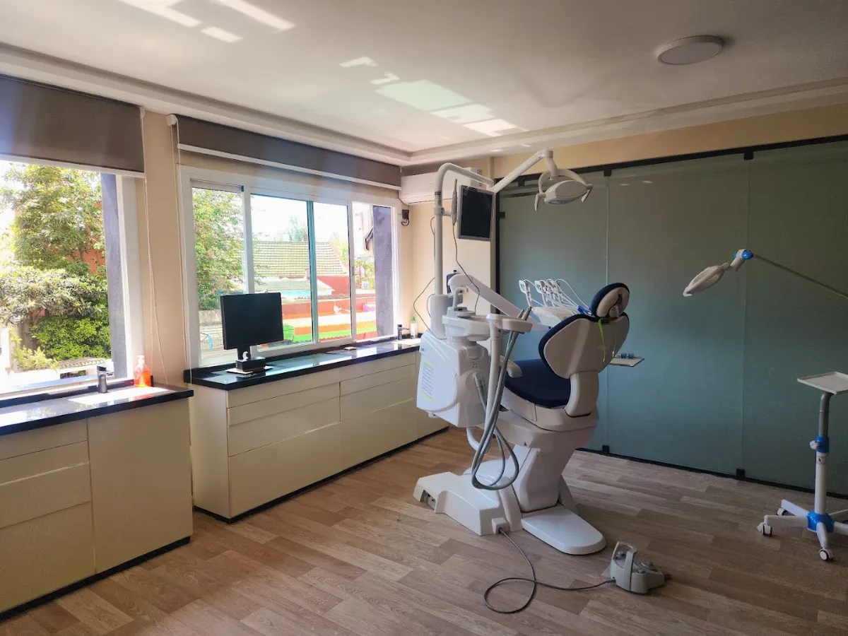 Infinity Dental Center - Dr Zineb Mouhie-Eddine