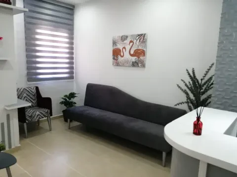 Dr Benazzouz Chaimae - Chirurgien-dentiste