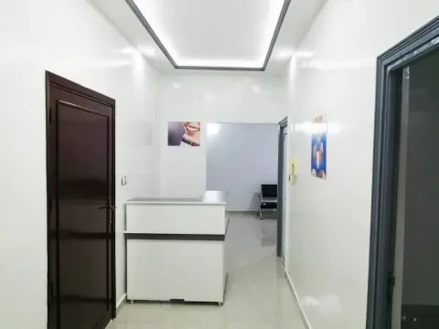د. جلال زبرود — طبيب أسنان