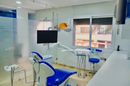 عيادة الدكتور سناء البركي لطب الأسنان
