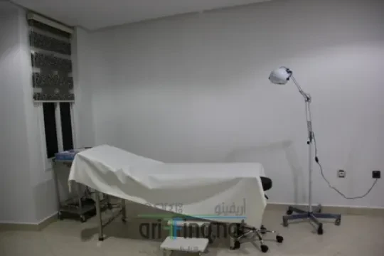 Dr Nourdin Ahrich - Dermatologue