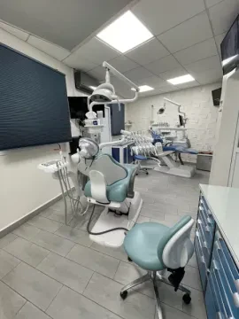 Dr Abdelhakim El Farissi - Dentiste