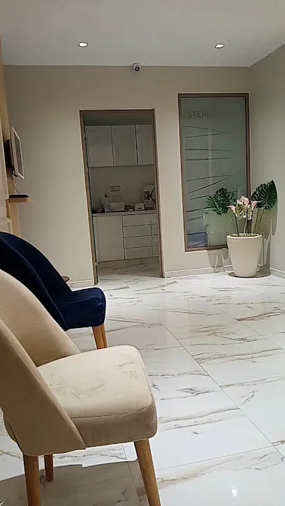 Lahlou Dental Clinic