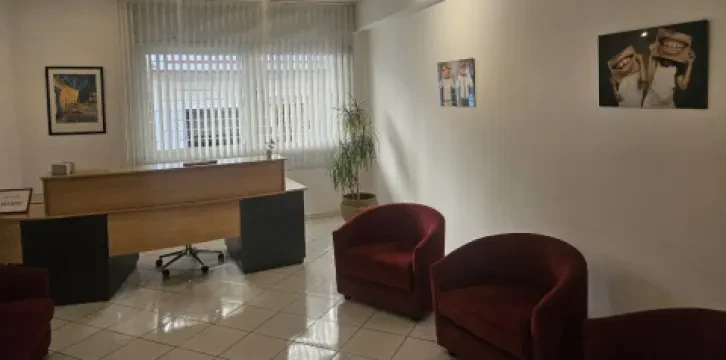 Dr Donia Berrado - Orthodontiste
