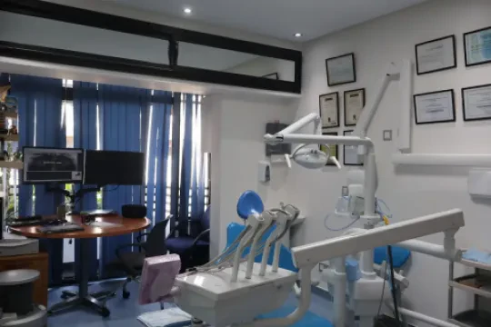 Dr Walali Loudiyi Adil