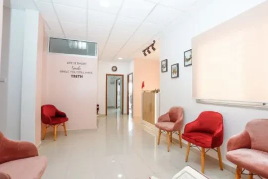 Centre dentaire Dr. Alanssari Omnya