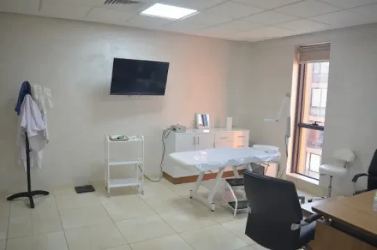 Dr Abdelmoula Chtioui - Dermatologue