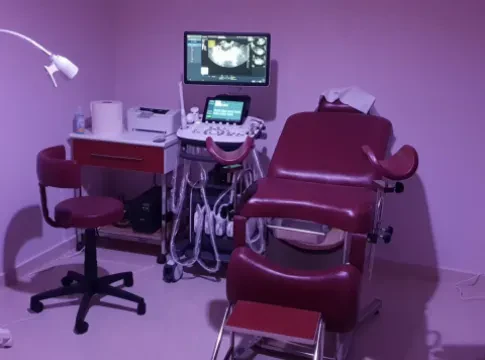 Dr Ilham El Arrouchi — Gynécologue Obstétricienne