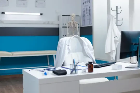 Dr Issam Elqoraichi — Gynécologue