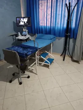 Dr Smaini Hassan - Gynécologue